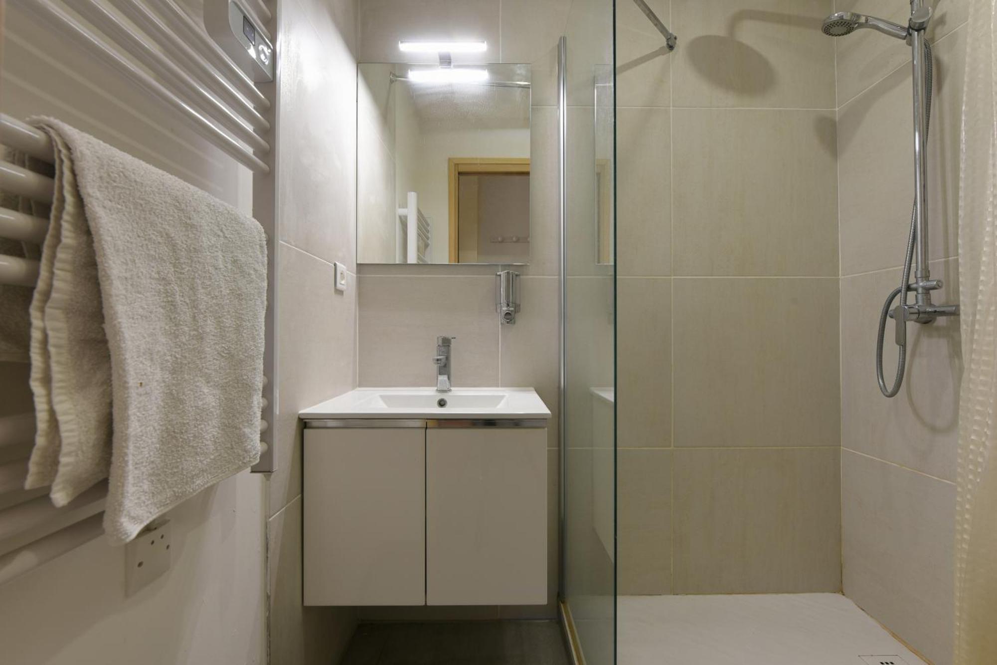 Provencal Studio Netflix Appart-Hotel-Provence La Fare-les-Oliviers Exterior foto